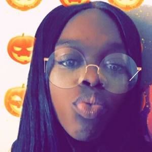 Meet your Posher, Queenie